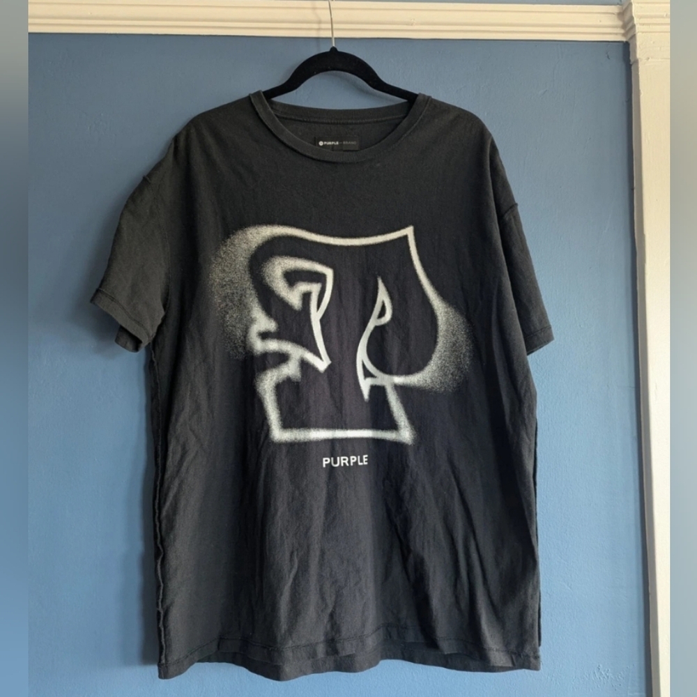 Purple Brand Mens Spray P Logo Graphic T-Shirt Black SS2301TOP Size L